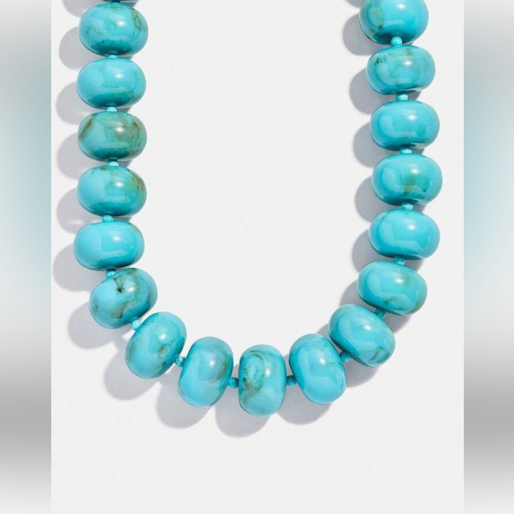 New Elegant Turquoise Blue Statement Beaded Resin Necklace - Picture 3 of 13